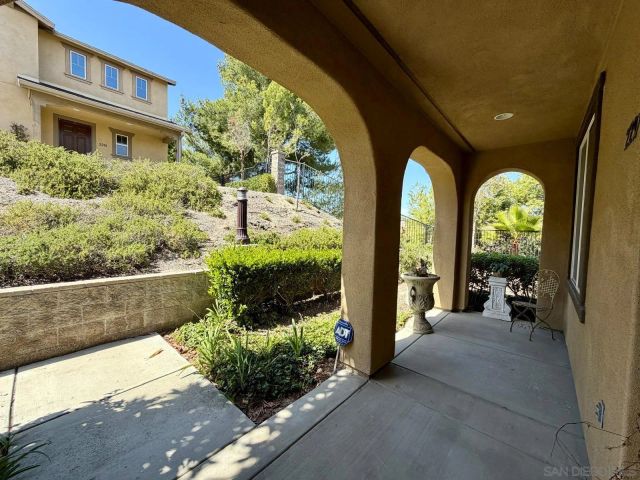 2297 Treetop Ln, Chula Vista, CA 91915