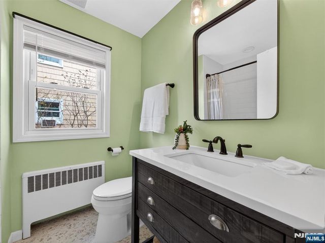247 Steilen Avenue, Ridgewood, NJ 07450