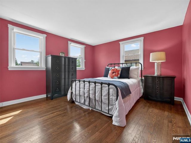 247 Steilen Avenue, Ridgewood, NJ 07450