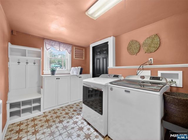 247 Steilen Avenue, Ridgewood, NJ 07450