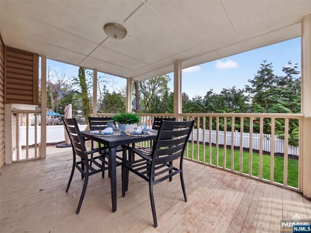 247 Steilen Avenue, Ridgewood, NJ 07450