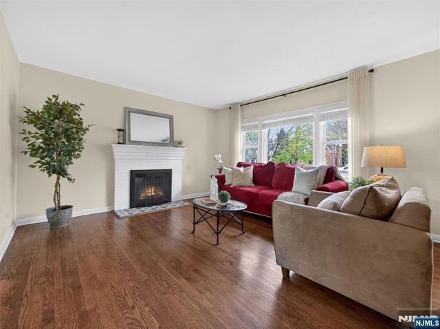 247 Steilen Avenue, Ridgewood, NJ 07450