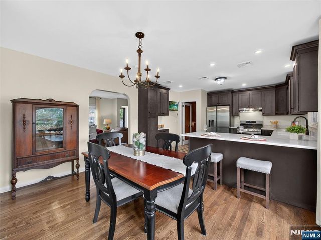 247 Steilen Avenue, Ridgewood, NJ 07450