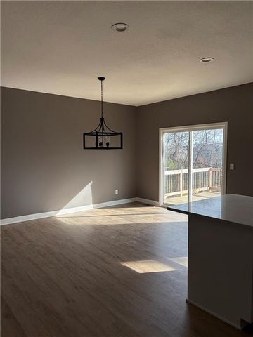 805 Thieme Street, Grain Valley, MO 64029