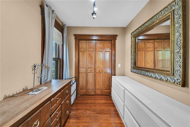 808 E 31st Terrace, Kansas City, MO 64109