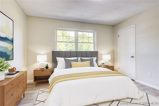 3157 Wooded Way, Jeffersonville, IN 47130