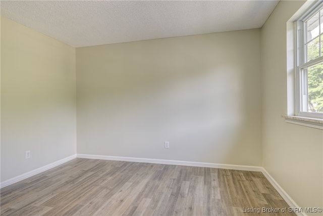 3157 Wooded Way, Jeffersonville, IN 47130