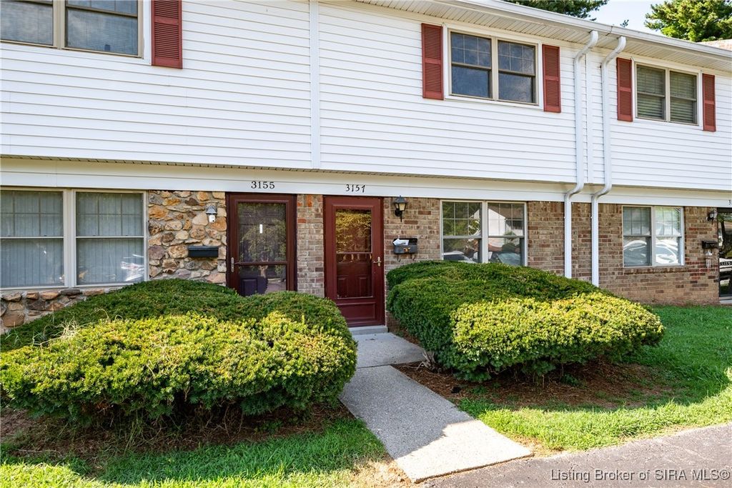 3157 Wooded Way, Jeffersonville, IN 47130