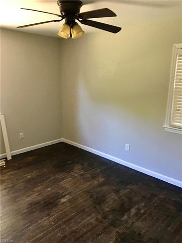 725 Harpersville RD, Newport News, VA 23601
