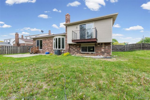 38982 Sutton Drive, Sterling Heights, MI 48310