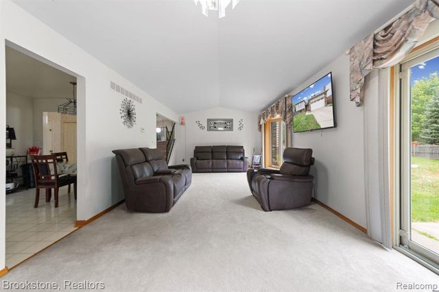 38982 Sutton Drive, Sterling Heights, MI 48310