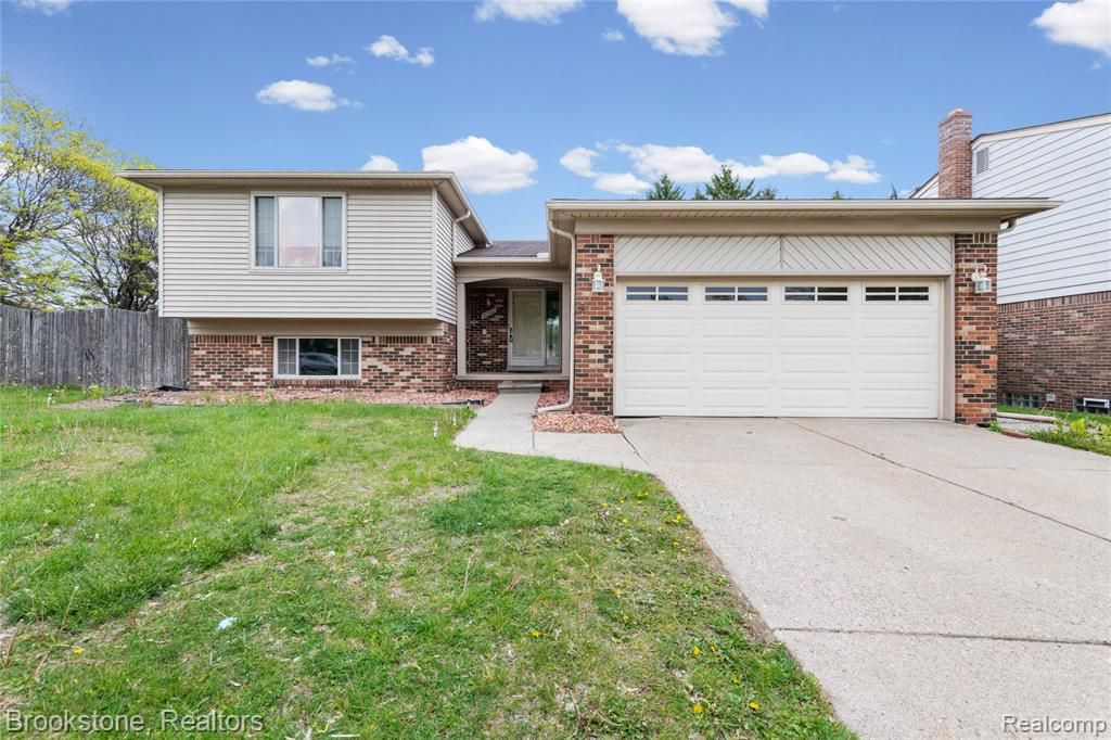 38982 Sutton Drive, Sterling Heights, MI 48310