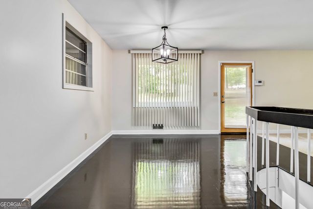 339 Diane Drive SE, Smyrna, GA 30082