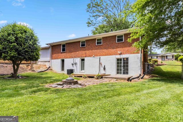 339 Diane Drive SE, Smyrna, GA 30082