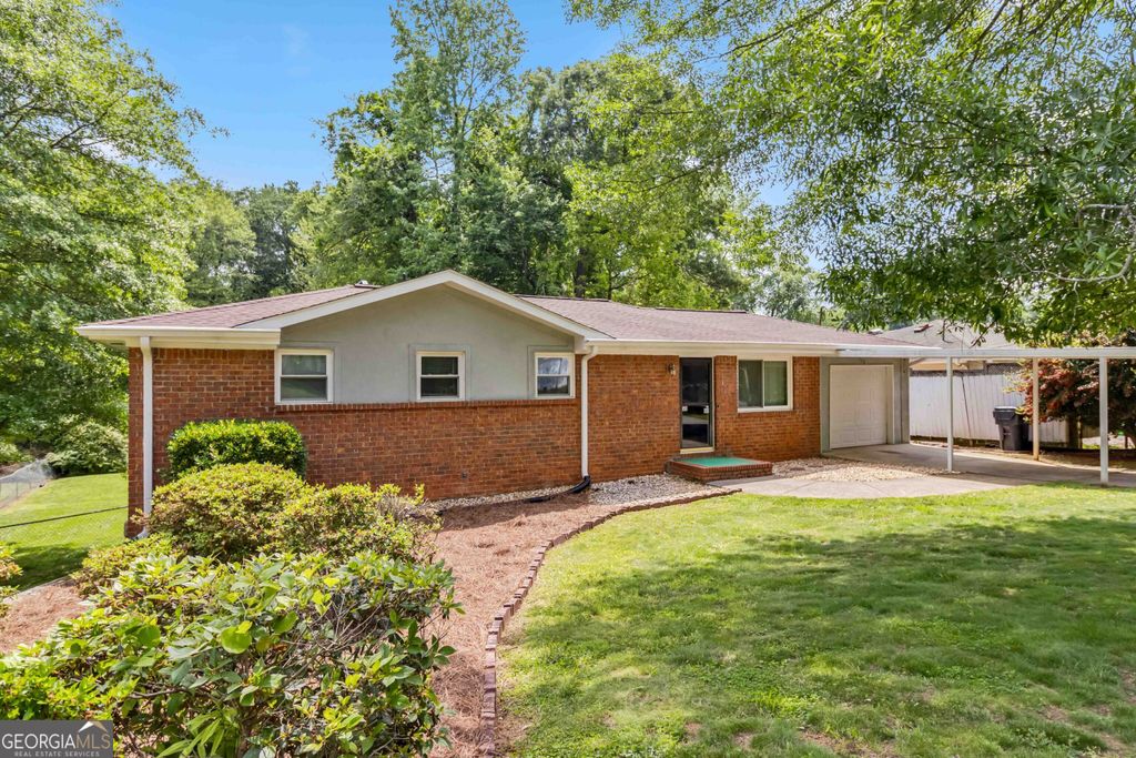 339 Diane Drive SE, Smyrna, GA 30082