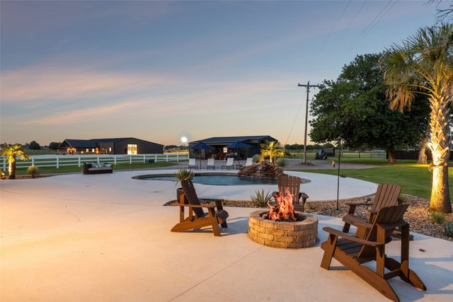 14714 US Highway 377, Whitesboro, TX 76273