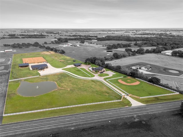 14714 US Highway 377, Whitesboro, TX 76273