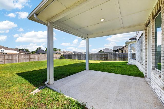 1735 Rustling Creek Drive, Missouri City, TX 77459