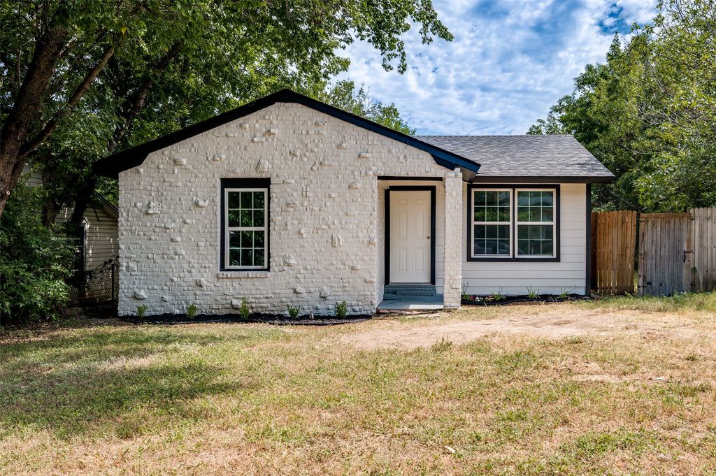 3712 Knox Street, Fort Worth, TX 76119