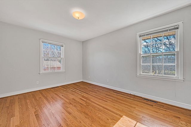 5216 Medmont CIR, Roanoke, VA 24018