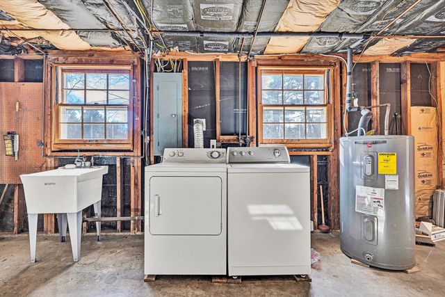 5216 Medmont CIR, Roanoke, VA 24018