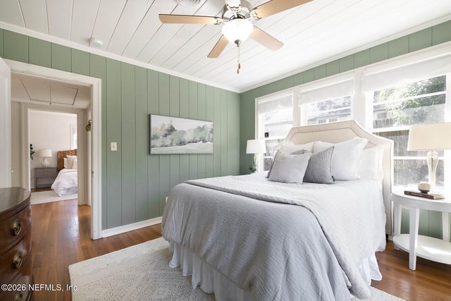 1374 AZALEA Drive, Jacksonville, FL 32205