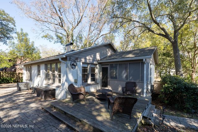 1374 AZALEA Drive, Jacksonville, FL 32205