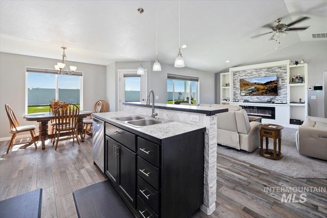 820 Owl Ct, Jerome, ID 83338