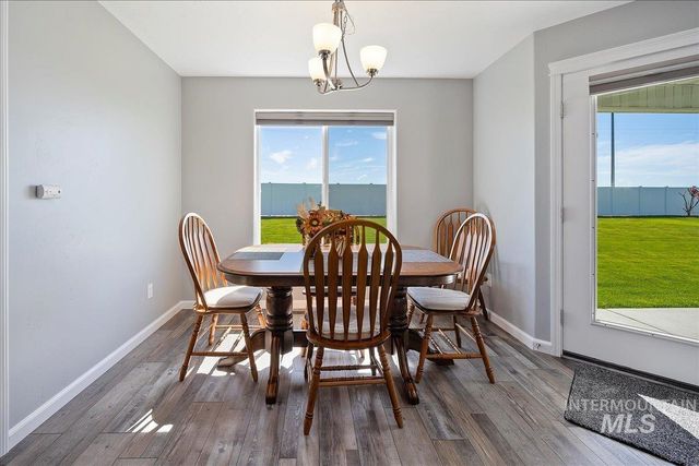 820 Owl Ct, Jerome, ID 83338