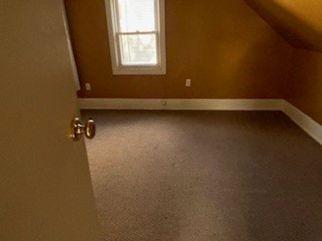 2 Arlington Ave, Masontown, PA 15461