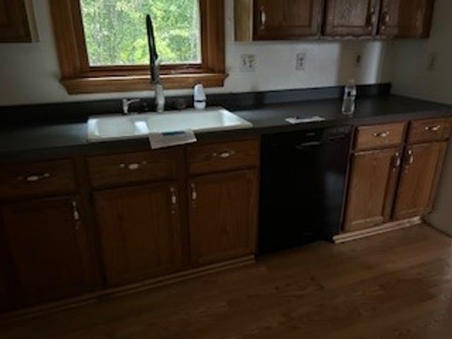 2 Arlington Ave, Masontown, PA 15461