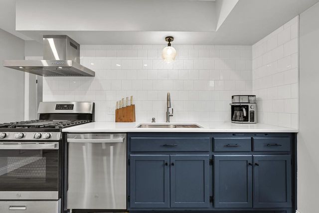 2610 N 75th STREET, Wauwatosa, WI 53213
