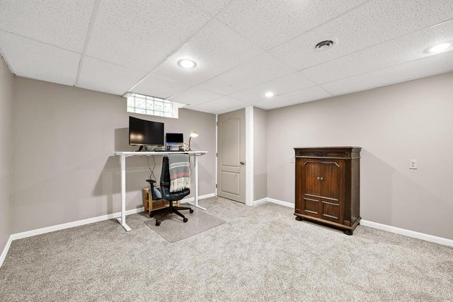 2610 N 75th STREET, Wauwatosa, WI 53213