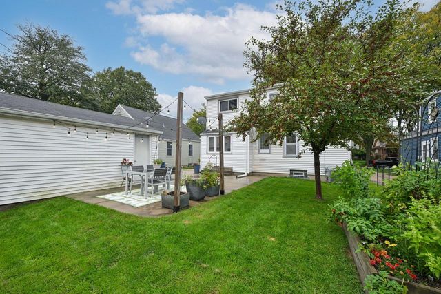 2610 N 75th STREET, Wauwatosa, WI 53213