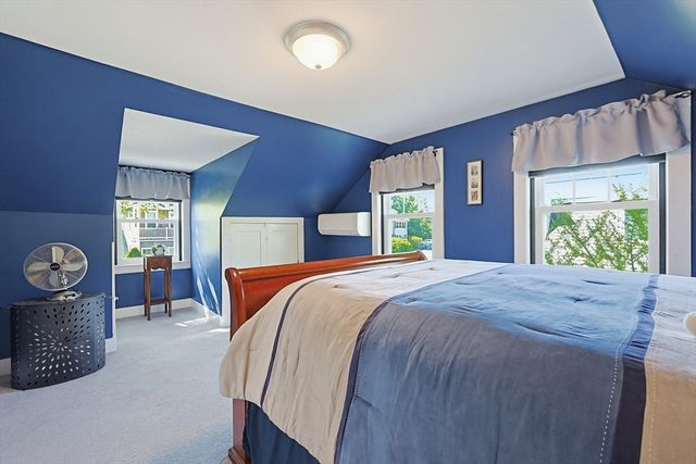 35 Interval Ave, Attleboro, MA 02703