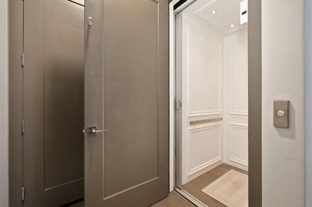 3335 Mckinley Village Way, Sacramento, CA 95816