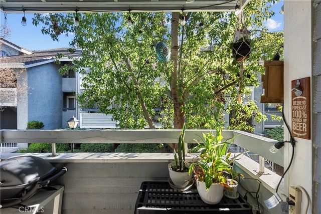 26926 Flo Lane 419, Canyon Country, CA 91351