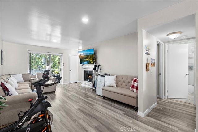 26926 Flo Lane 419, Canyon Country, CA 91351
