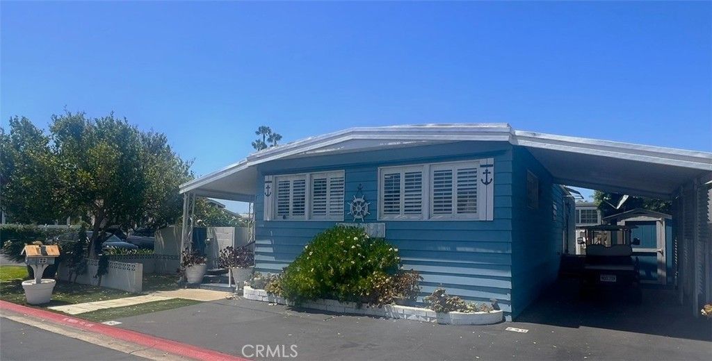 Image 22 of property listing at 246 S Bayside Way, Newport Beach, CA 82660