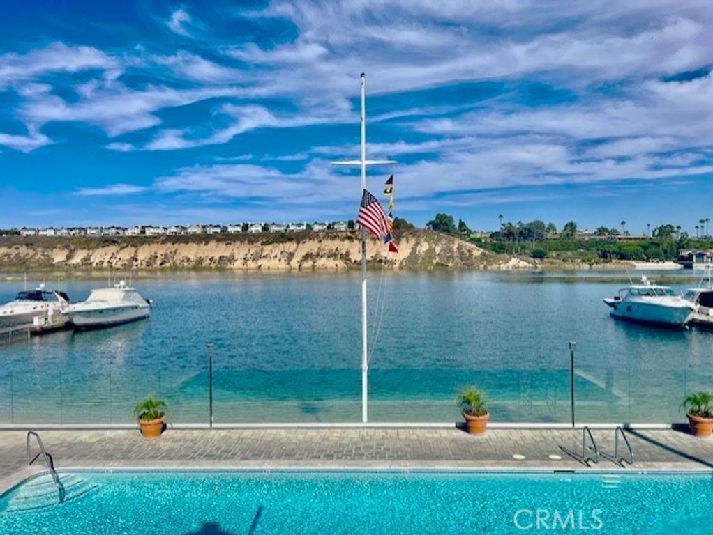 Image 27 of property listing at 246 S Bayside Way, Newport Beach, CA 82660