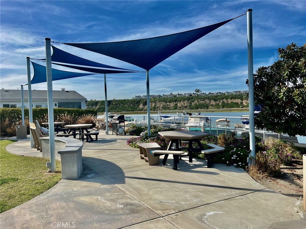 Image 31 of property listing at 246 S Bayside Way, Newport Beach, CA 82660