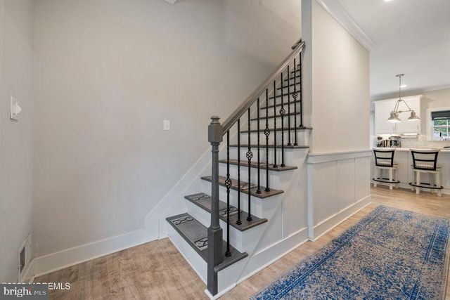 4 HARPOON DR, Barnegat, NJ 08005