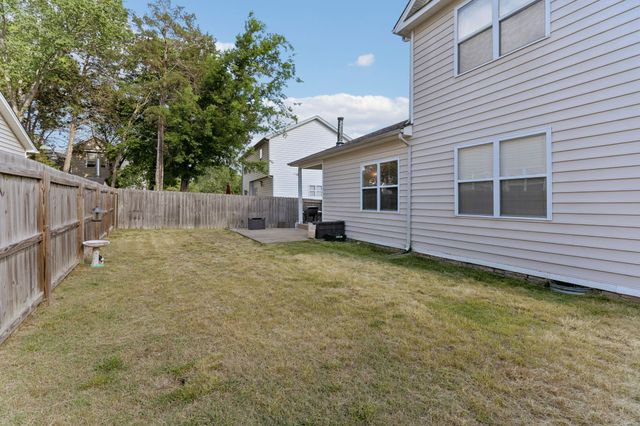 1961 Deep Woods Trl, Nashville, TN 37214
