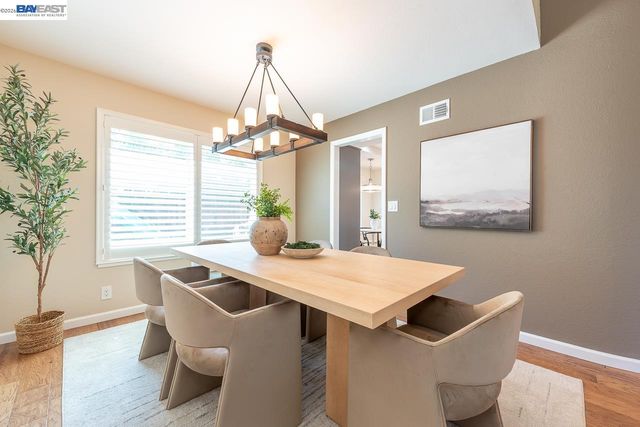 32732 Goshen St, Union City, CA 94587
