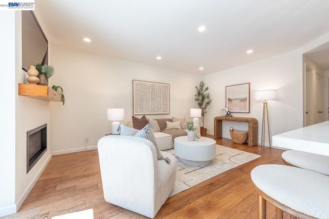 32732 Goshen St, Union City, CA 94587