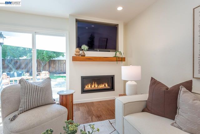 32732 Goshen St, Union City, CA 94587
