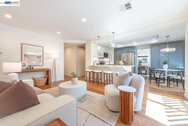 32732 Goshen St, Union City, CA 94587