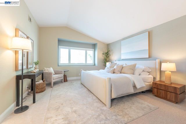 32732 Goshen St, Union City, CA 94587