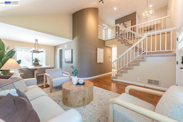 32732 Goshen St, Union City, CA 94587