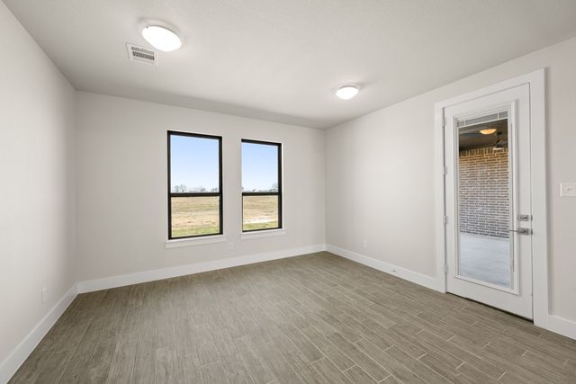 2301 Maywood Lane, Palmer, TX 75152